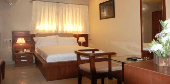 Hotel Sri Madhura Inn Hyderabad Eksteriør bilde