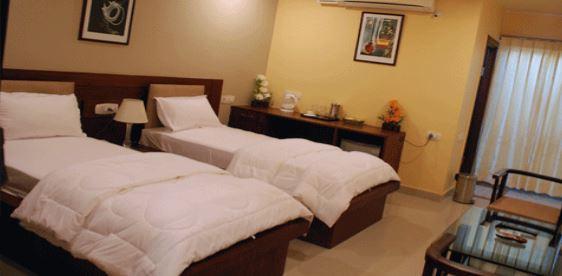 Hotel Sri Madhura Inn Hyderabad Eksteriør bilde