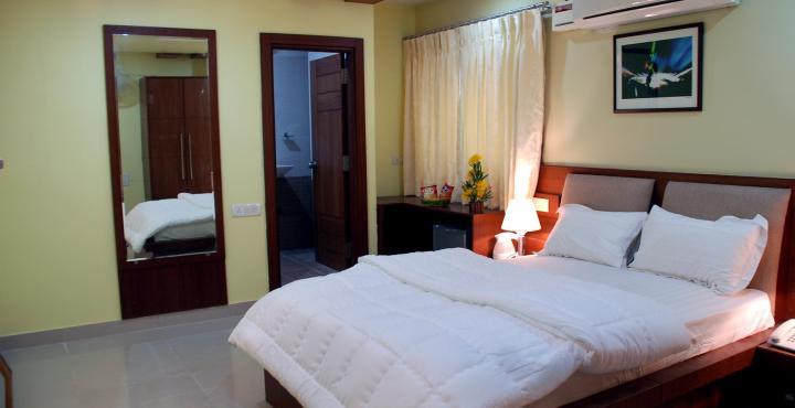 Hotel Sri Madhura Inn Hyderabad Eksteriør bilde